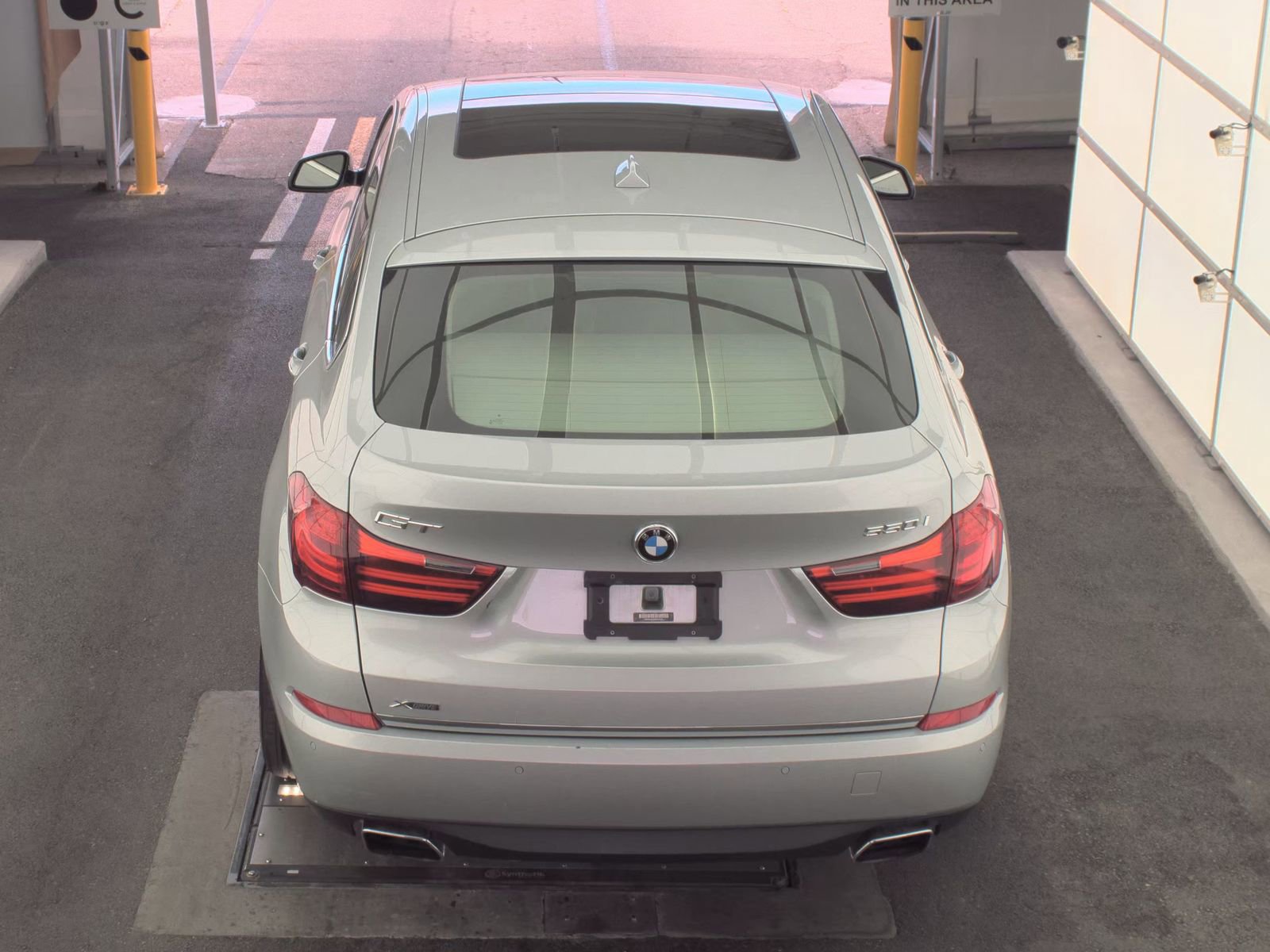 Used 2017 BMW 550i Gran Turismo xDrive w/ Executive Package AWD/4WD image 8