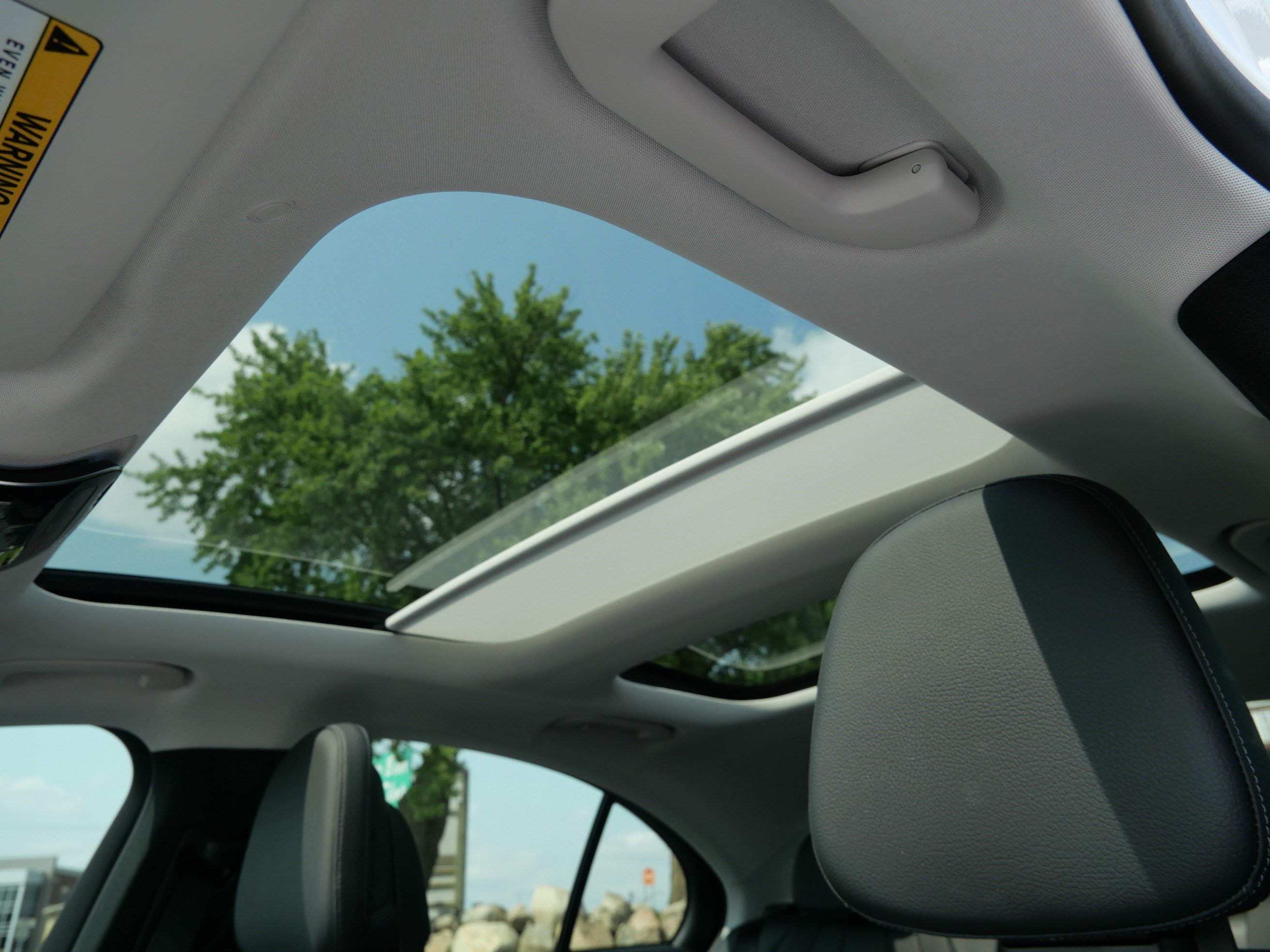 Used 2025 Mercedes-Benz E 350 4MATIC Sedan image 34