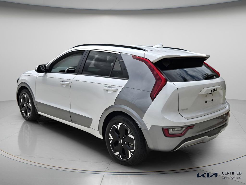 Certified 2023 Kia Niro Wave FWD image 8