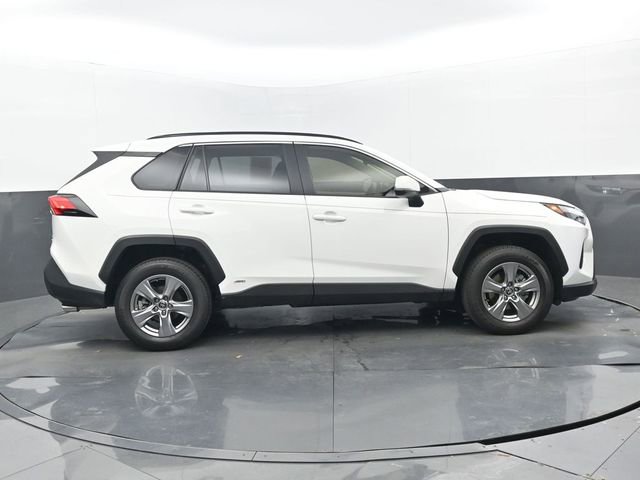 Used 2023 Toyota RAV4 XLE image 2
