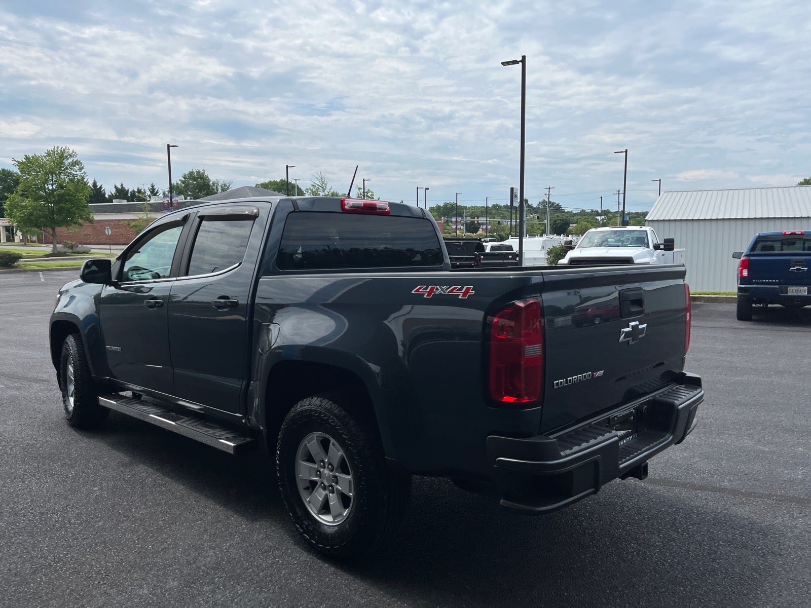 Used 2019 Chevrolet Colorado W/T w/ WT Convenience Package AWD/4WD image 8