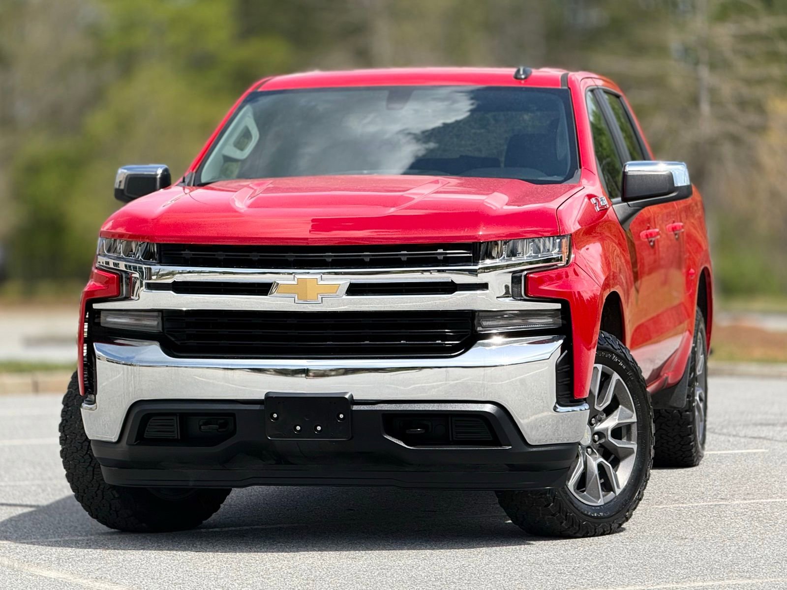 Used 2021 Chevrolet Silverado 1500 LT w/ Z71 Off-Road Package AWD/4WD image 2