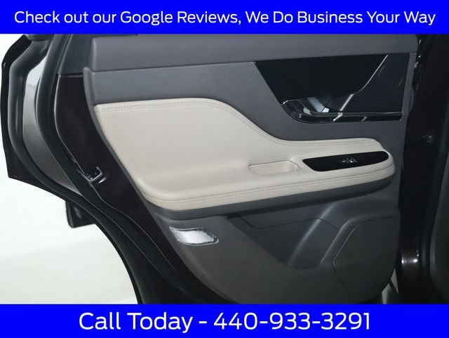 Used 2023 Lincoln Corsair AWD image 16
