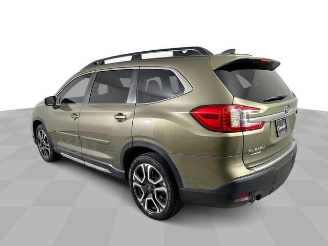 Used 2023 Subaru Ascent Limited AWD/4WD image 6