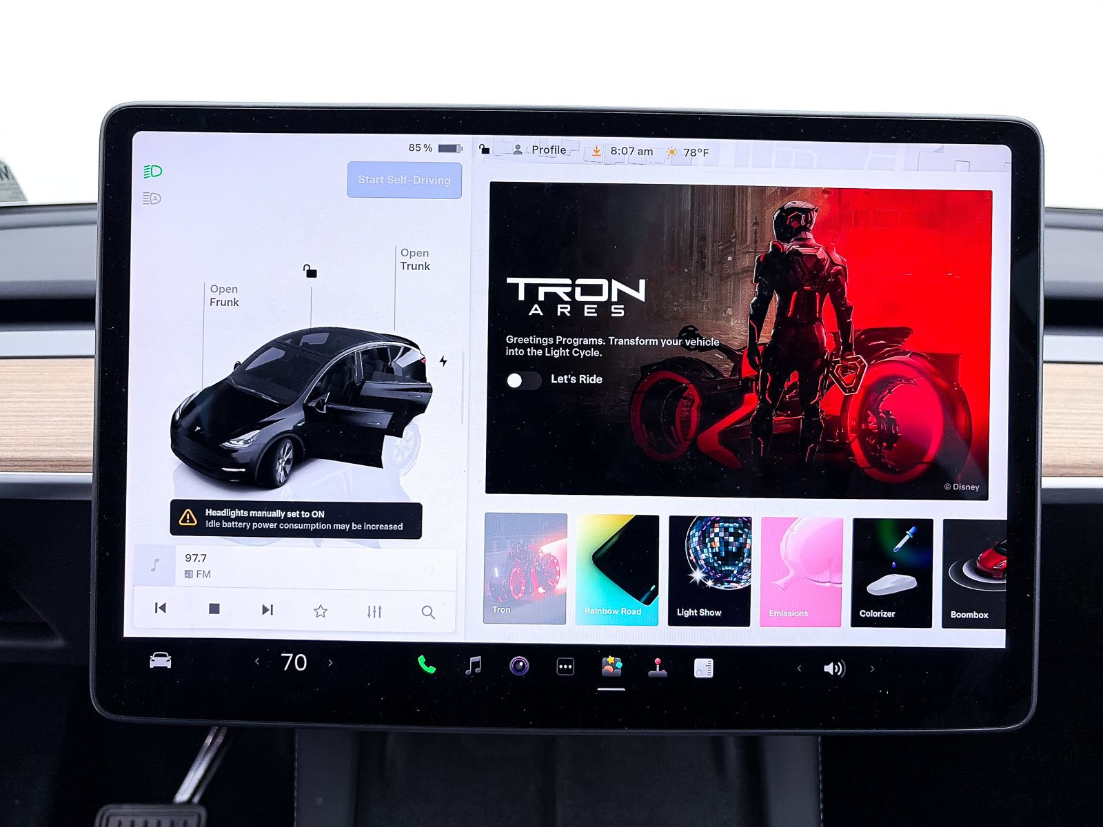 Used 2024 Tesla Model Y Long Range AWD/4WD image 21