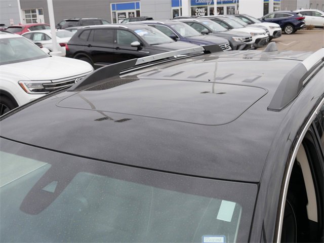 Used 2021 GMC Acadia Denali w/ Trailering Package image 11