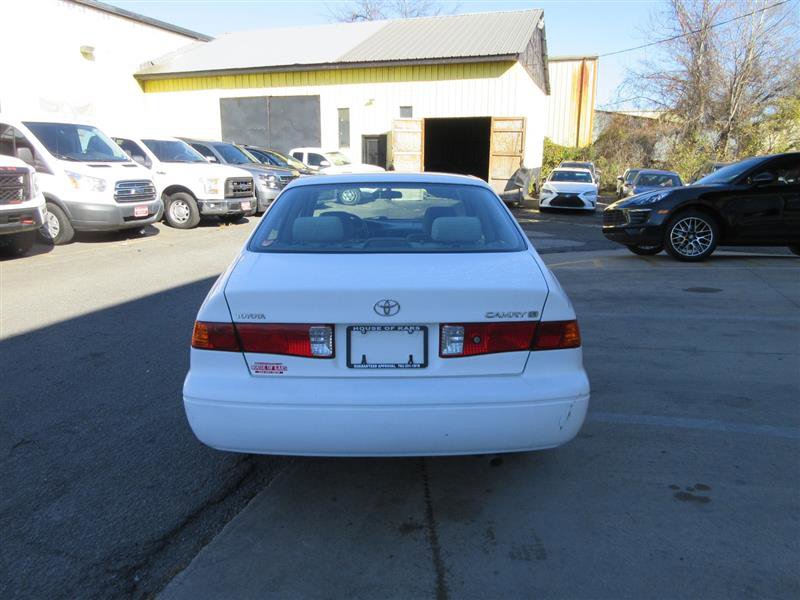 Used 2000 Toyota Camry LE image 6