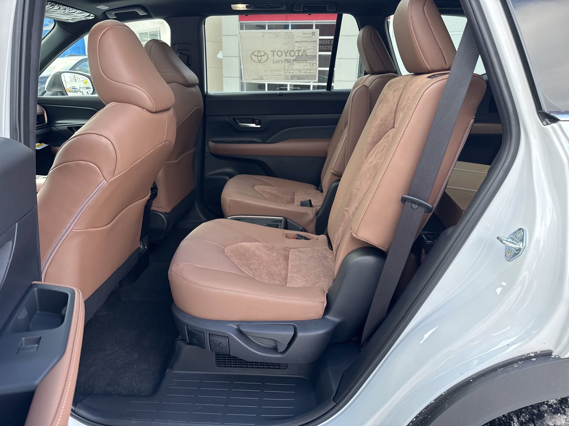 New 2026 Toyota Grand Highlander MAX Platinum image 25