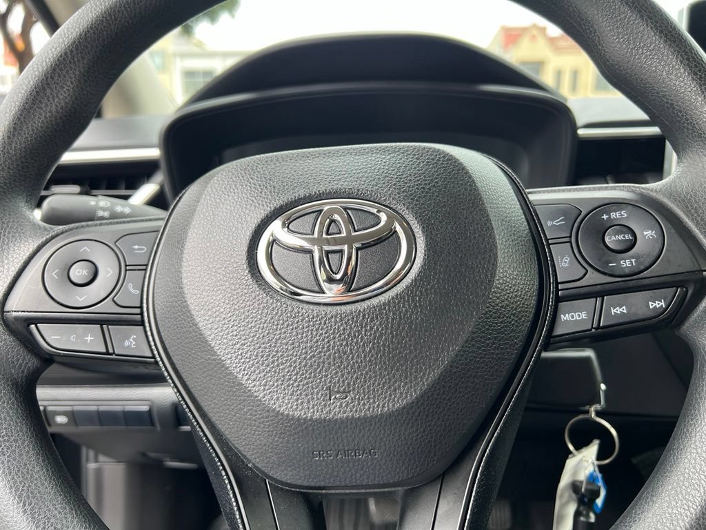Certified 2021 Toyota Corolla LE w/ Carpet Mat Package (TMS) FWD image 30