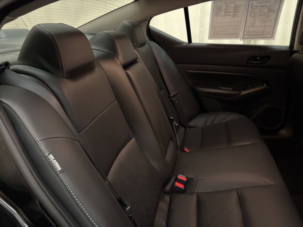 Used 2023 Nissan Altima 2.5 SL FWD image 21