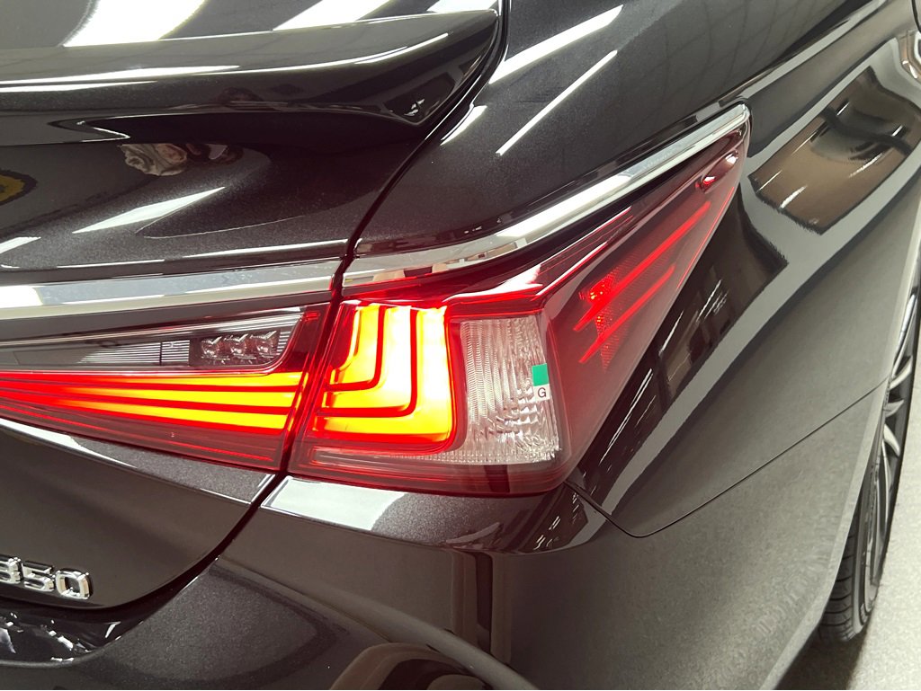 New 2025 Lexus ES 350 w/ Premium Package image 29