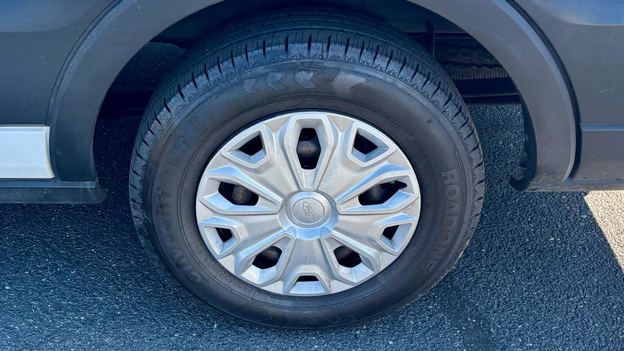 Used 2021 Ford Transit 350 XLT RWD image 9