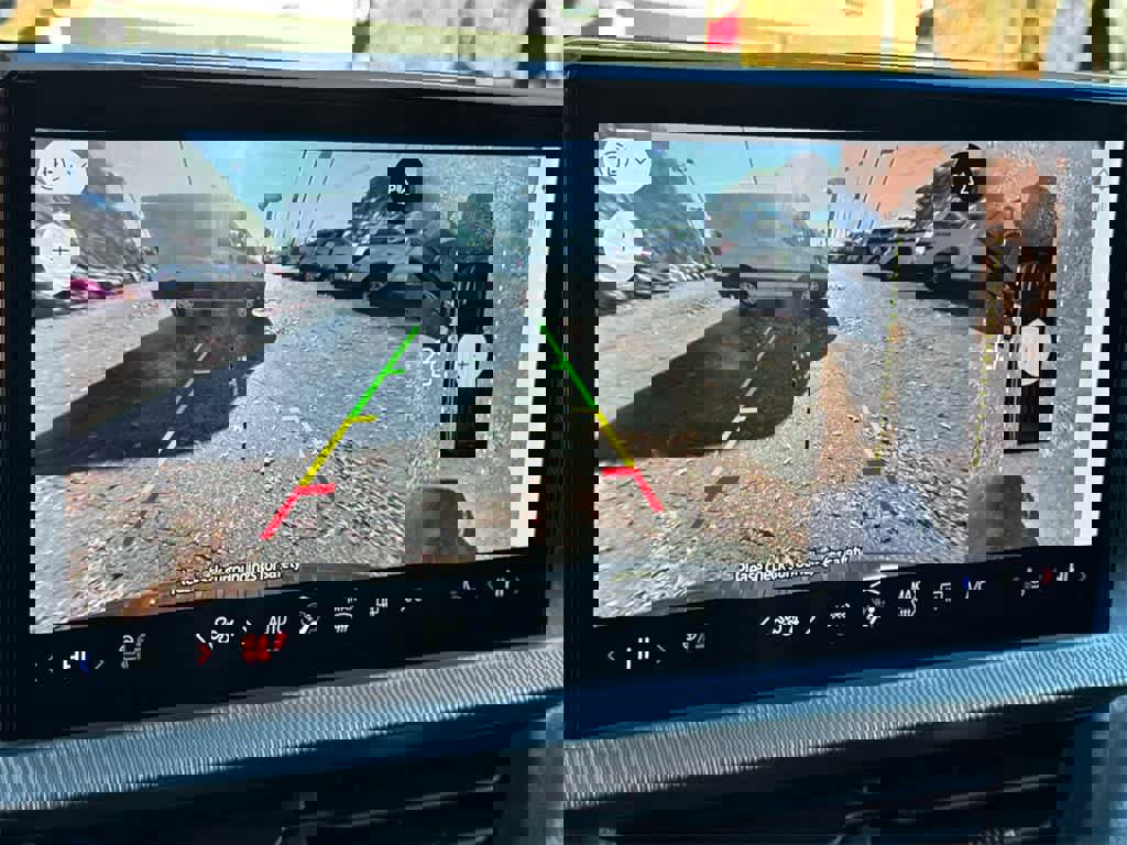 Used 2025 Ford Explorer Platinum w/ Ultimate Package image 30