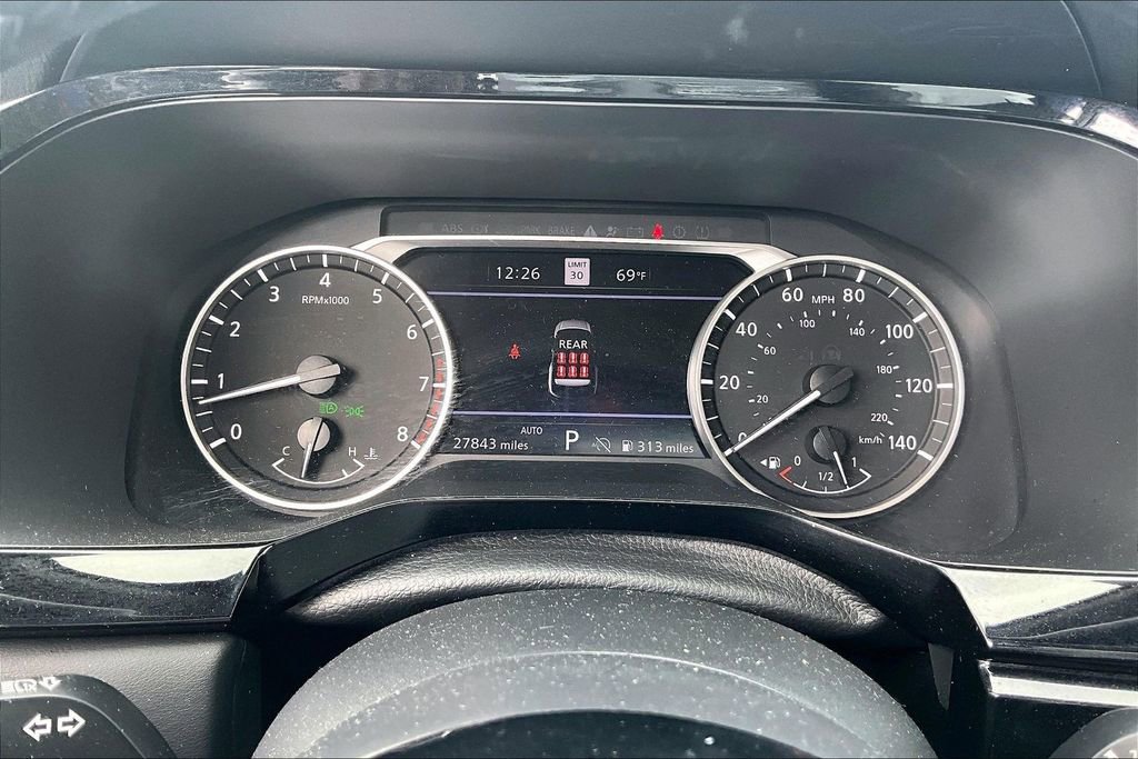 Used 2025 Nissan Pathfinder SL image 13