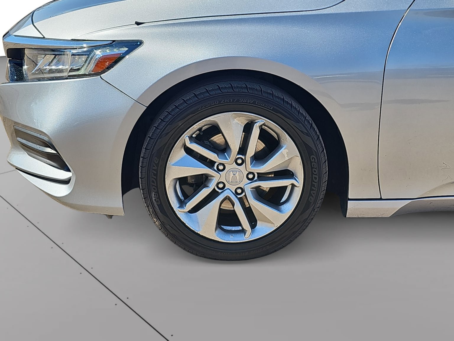 Used 2019 Honda Accord LX image 9