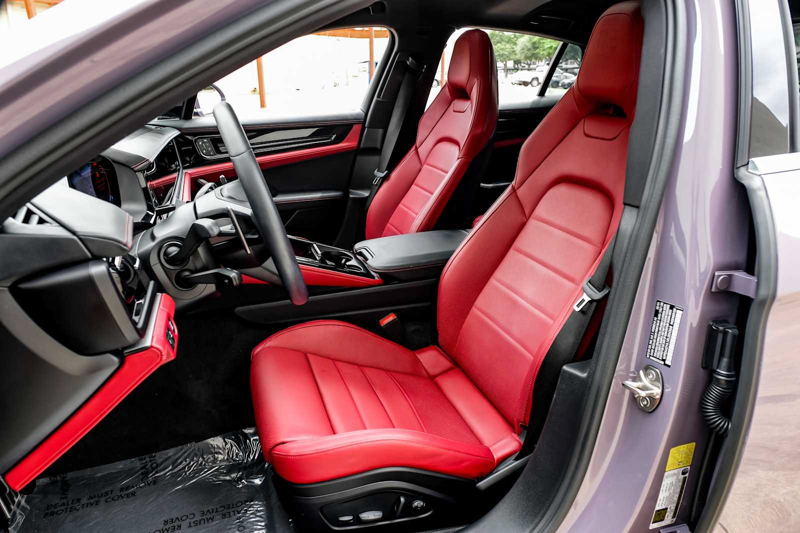 Used 2024 Porsche Panamera RWD image 32