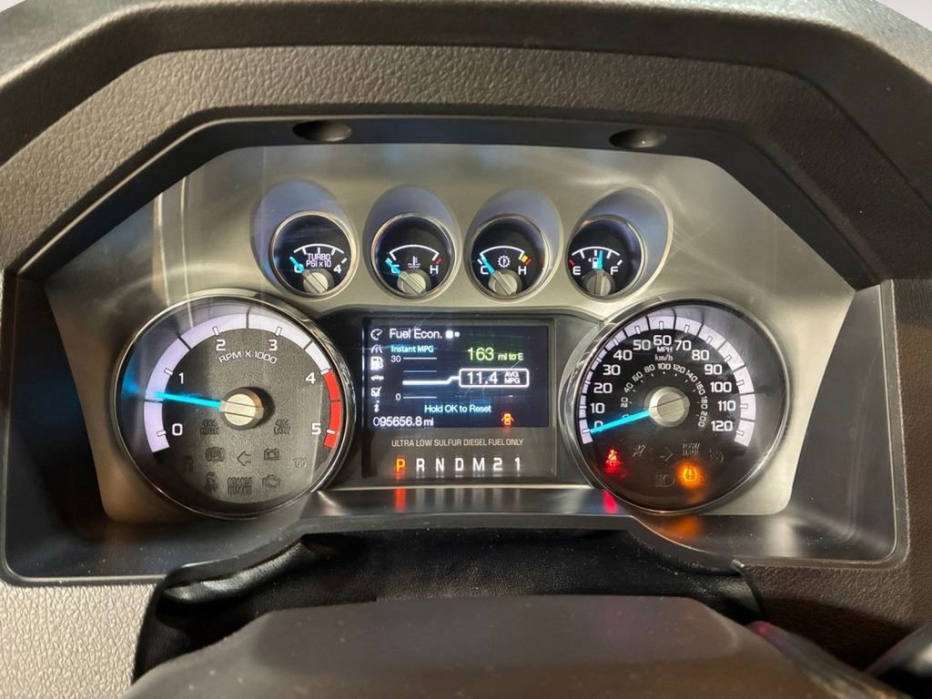 Used 2016 Ford F250 Lariat w/ Lariat Ultimate Package AWD/4WD image 24