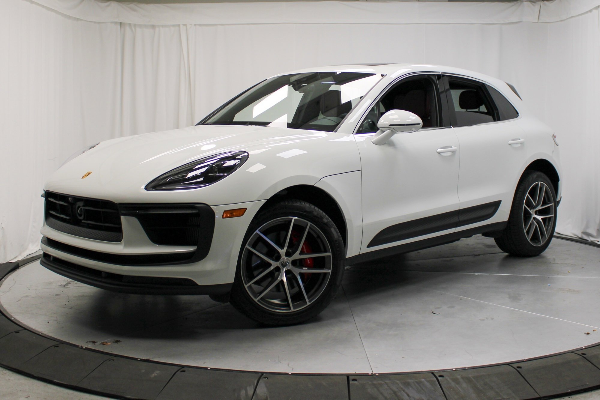 Certified 2023 Porsche Macan S