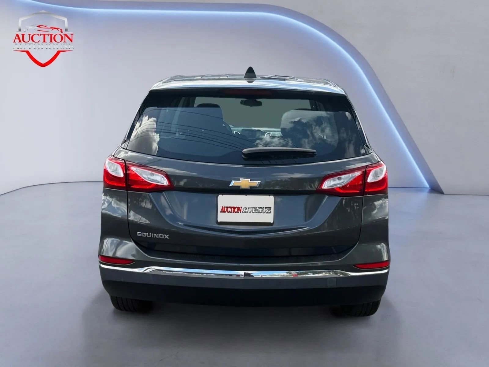 Used 2018 Chevrolet Equinox LS image 4