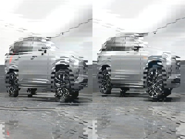 New 2025 Volvo XC90 T8 Ultra w/ Protection Package Premier image 30