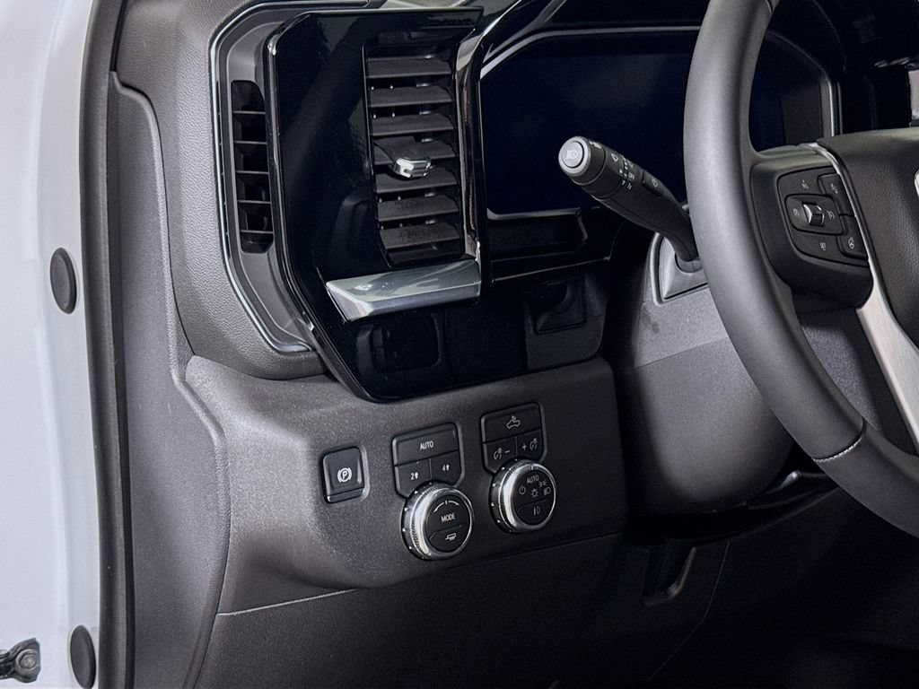 Used 2026 GMC Sierra 1500 Elevation AWD/4WD image 8