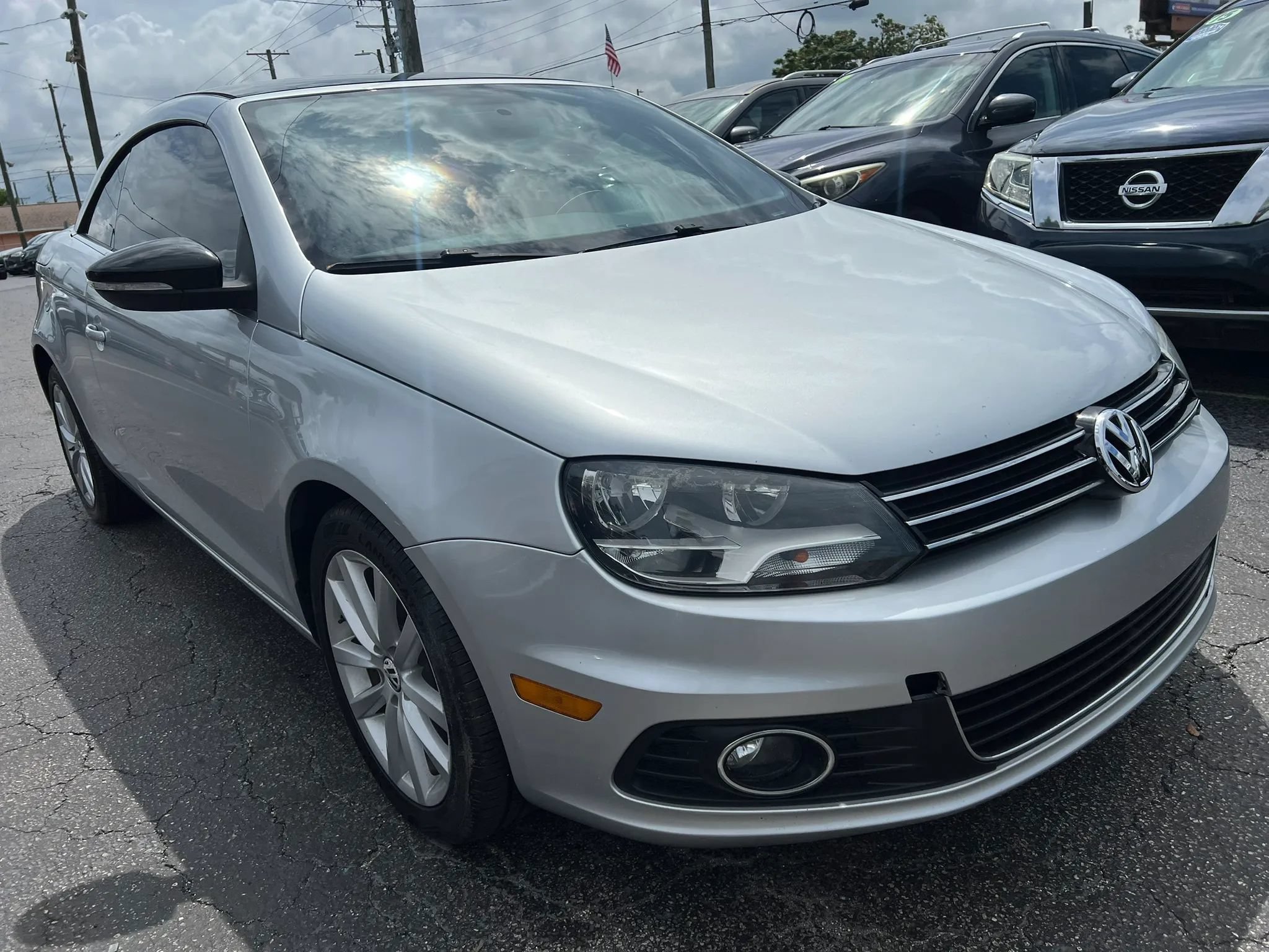 Used 2012 Volkswagen Eos Komfort FWD image 4