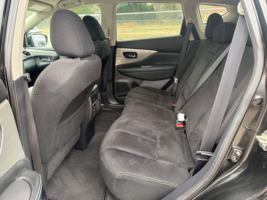 Used 2016 Nissan Murano SV image 25