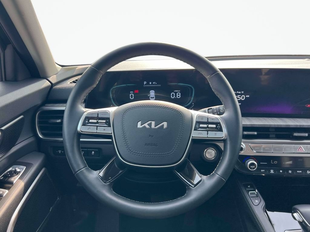 Certified 2024 Kia Telluride EX w/ EX Captain's Chair Package AWD/4WD image 13