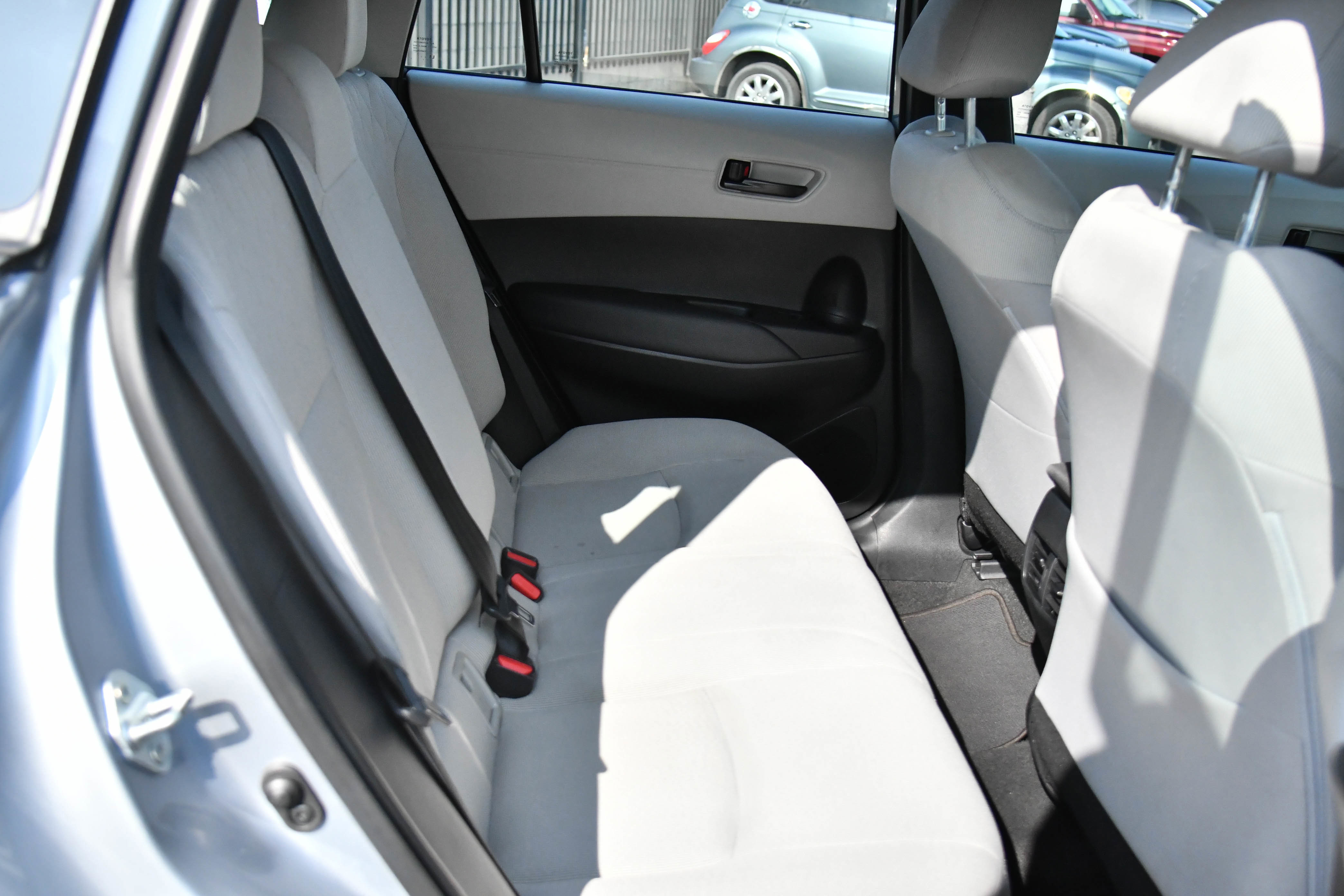 Used 2024 Toyota Corolla Cross L image 39