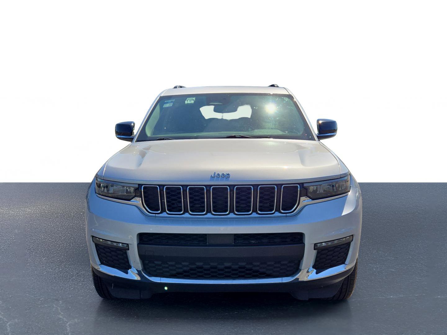 Used 2023 Jeep Grand Cherokee L Limited image 2