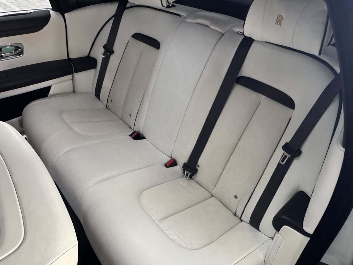 Used 2022 Rolls-Royce Ghost w/ Ghost Package AWD/4WD image 21