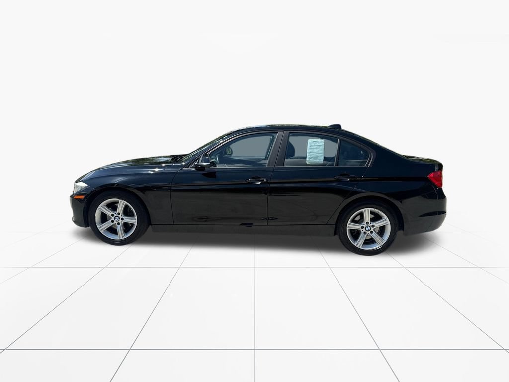 Used 2015 BMW 320i xDrive Sedan AWD/4WD image 4