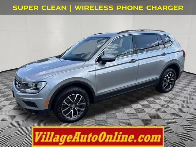 Used 2020 Volkswagen Tiguan SE w/ Panoramic Sunroof Package