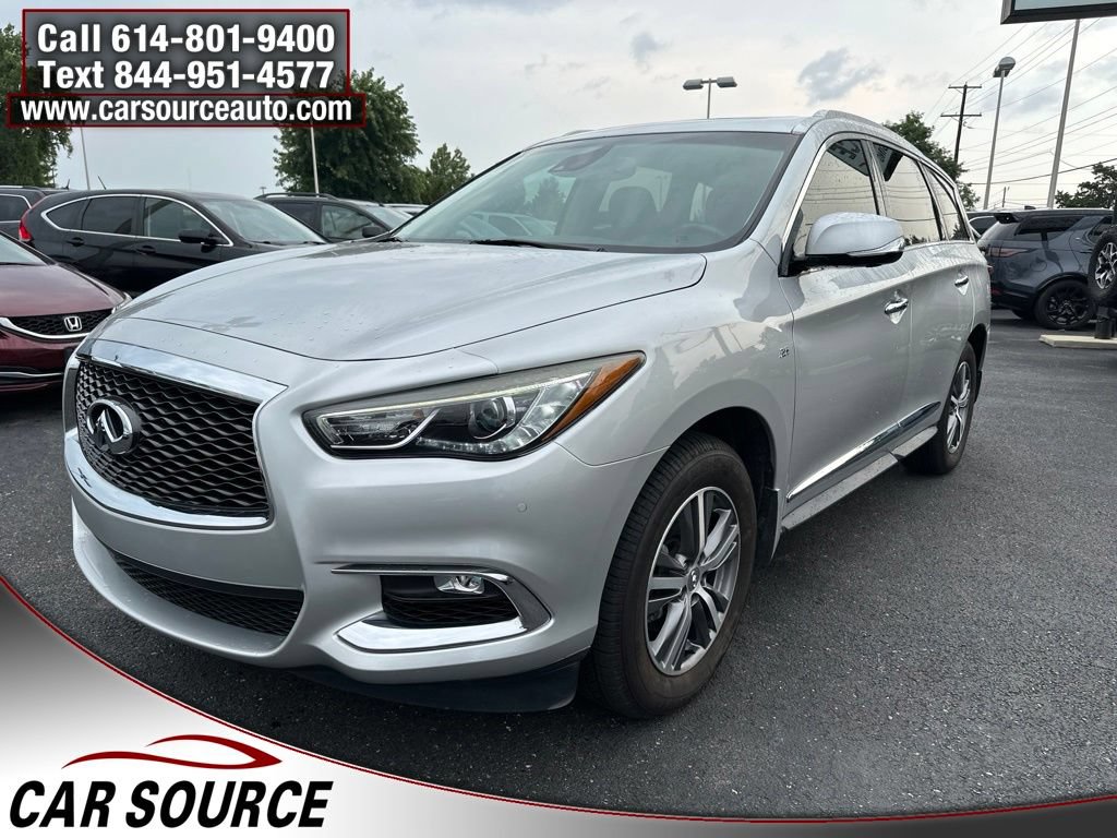 Used 2020 INFINITI QX60 Luxe w/ Essential Package FWD image 2