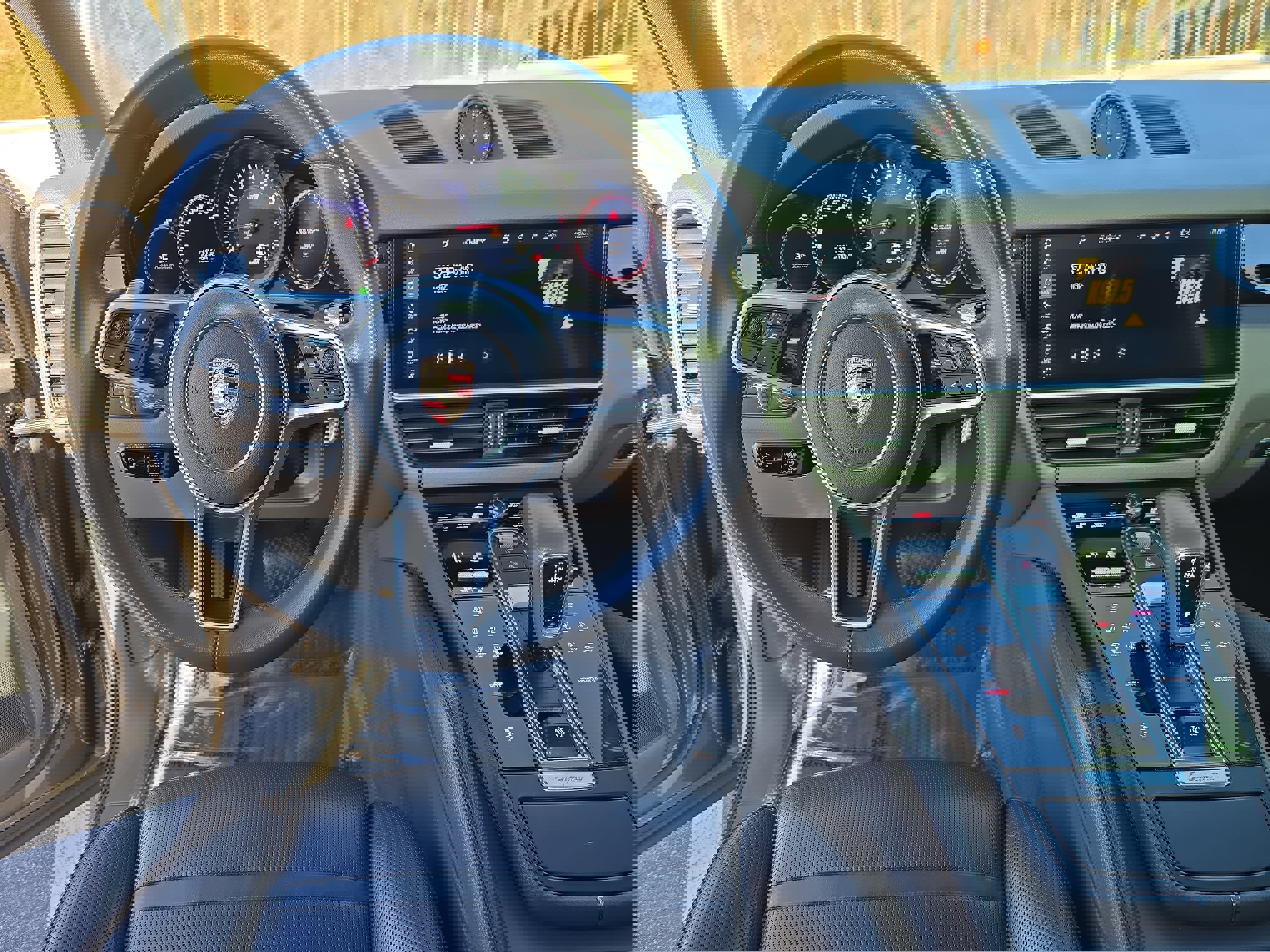 Used 2020 Porsche Cayenne image 18