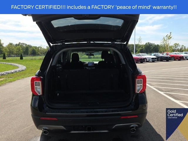 Used 2023 Ford Explorer XLT w/ Equipment Group 202A AWD/4WD image 11