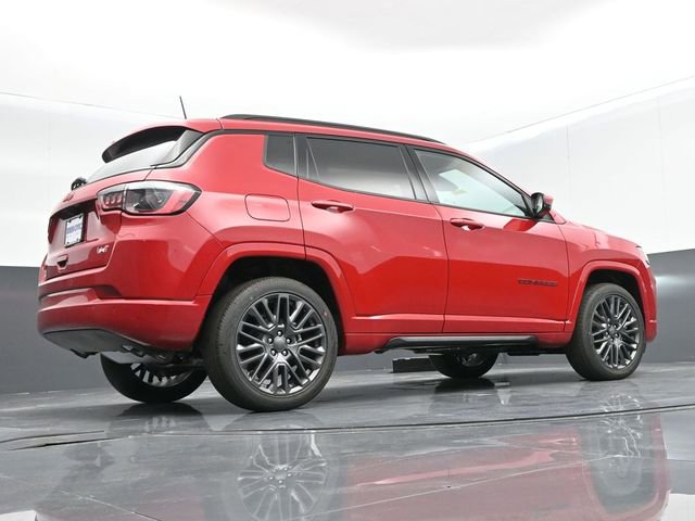 Used 2024 Jeep Compass Limited image 41