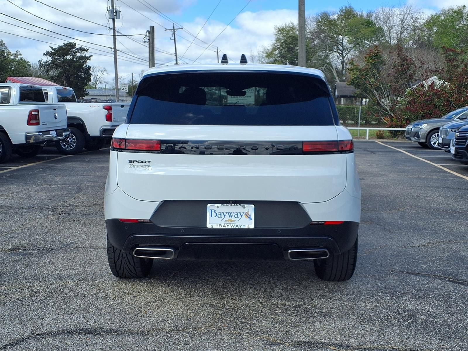 Used 2025 Land Rover Range Rover Sport SE AWD/4WD image 22