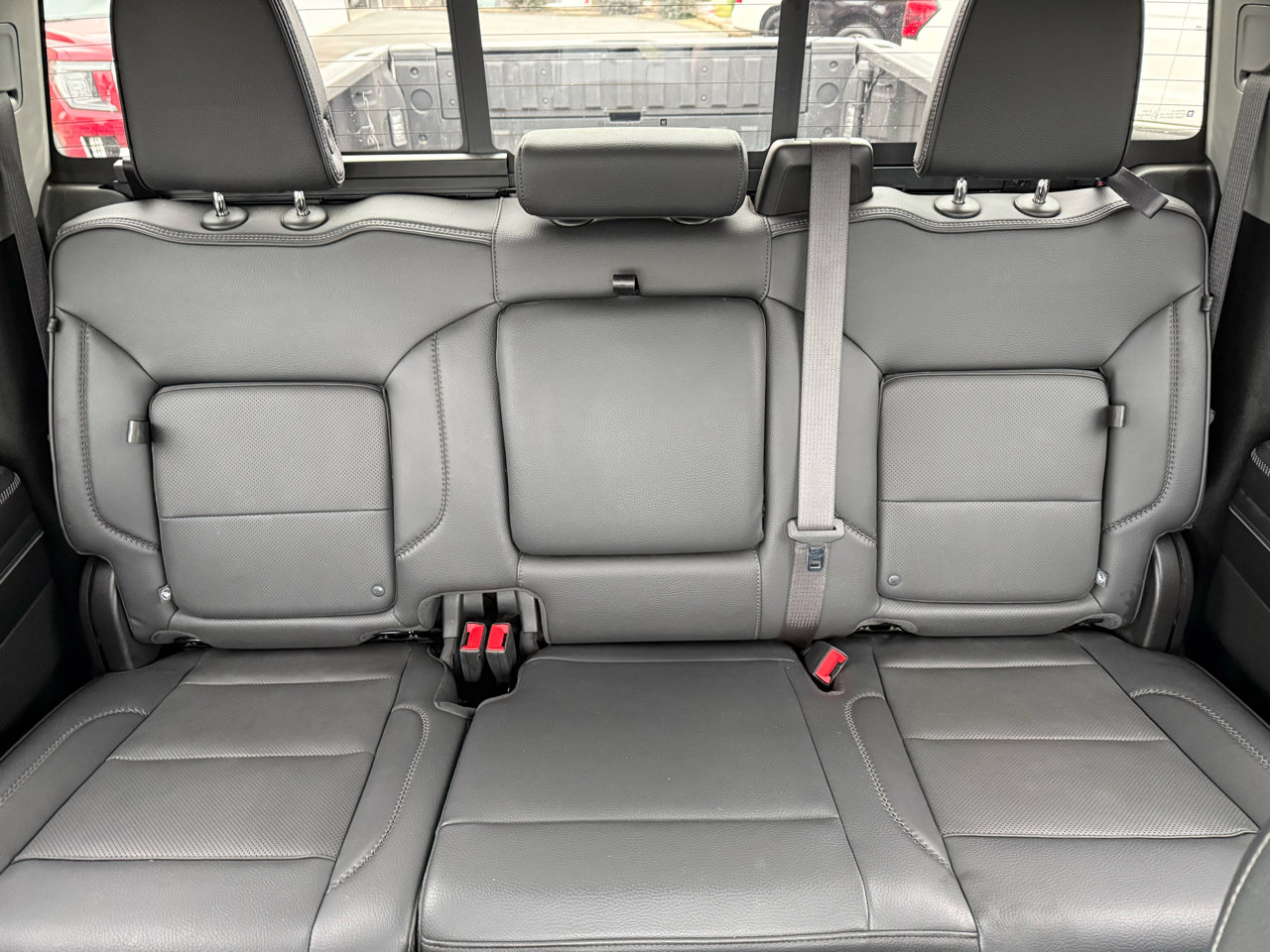 Used 2024 GMC Sierra 2500 Denali w/ Denali Reserve Package image 18