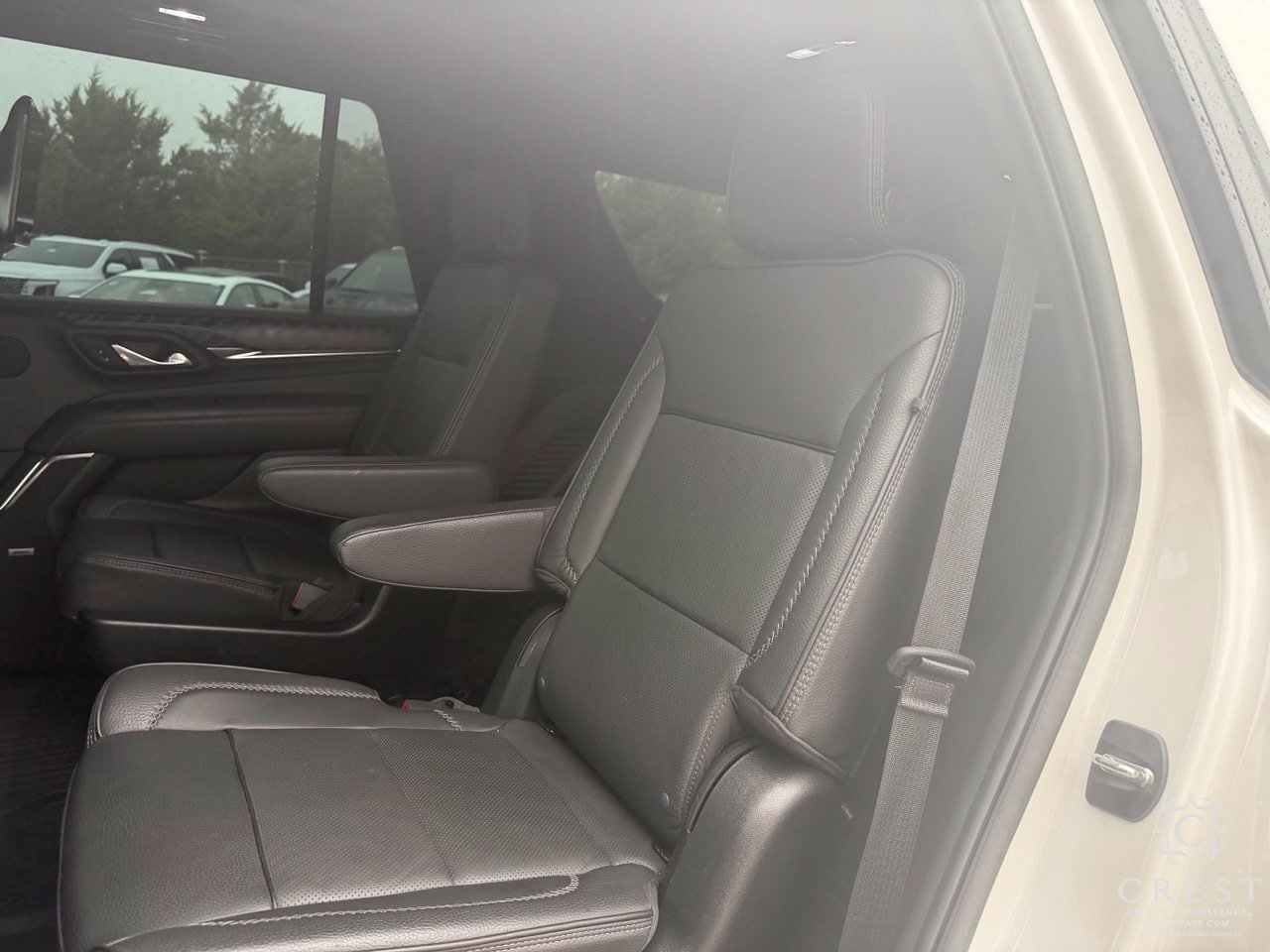 Used 2023 GMC Yukon Denali w/ Denali Reserve Package RWD image 26