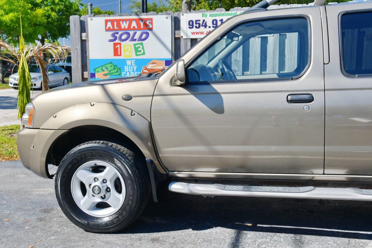 Used 2001 Nissan Frontier SE image 6