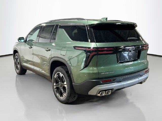 New 2027 Chevrolet Traverse LT w/ Sun and Wheel Package FWD image 7
