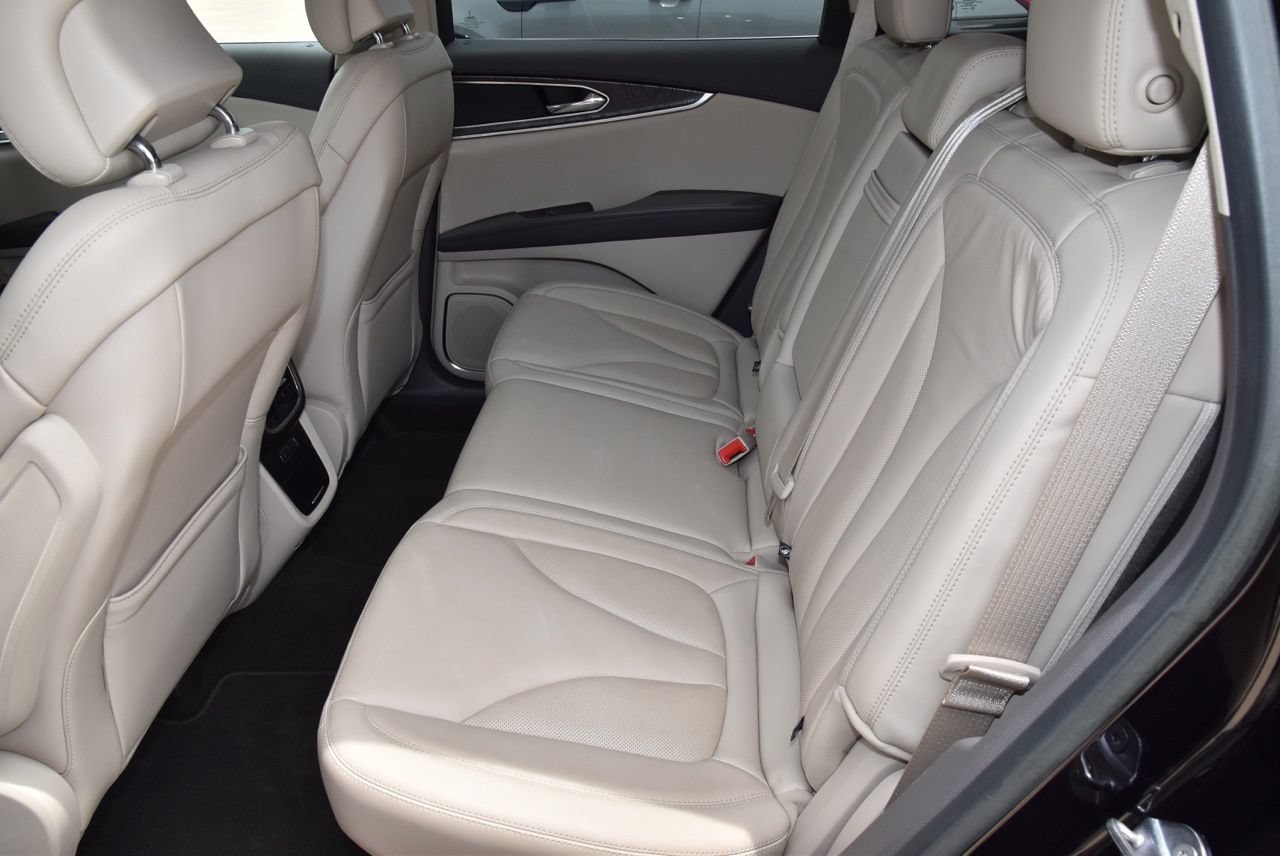 Used 2019 Lincoln Nautilus Select FWD image 13