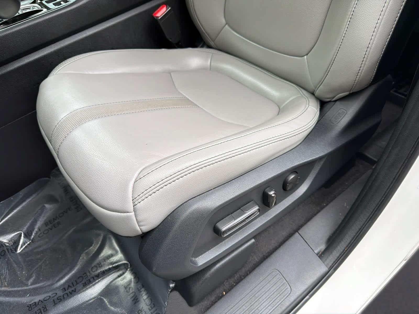 Used 2023 Honda Pilot EX-L image 15