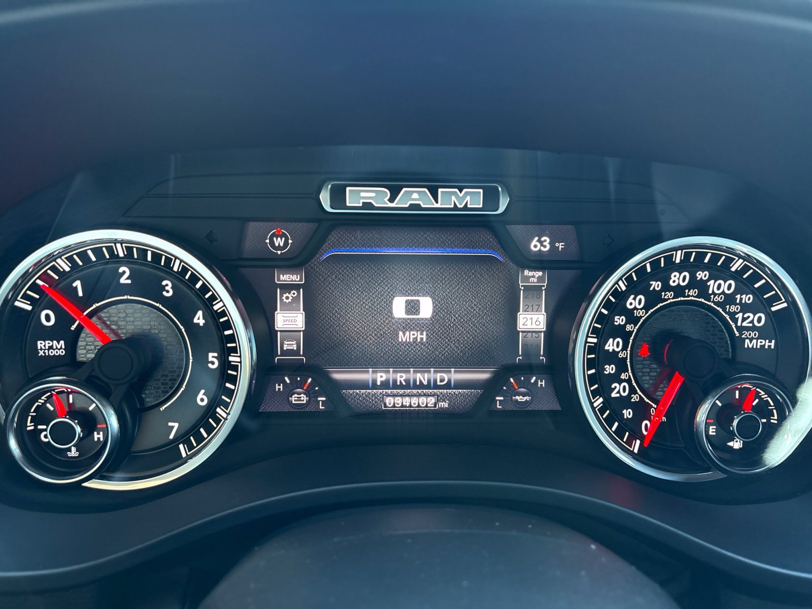 Used 2024 RAM 1500 Laramie RWD image 31