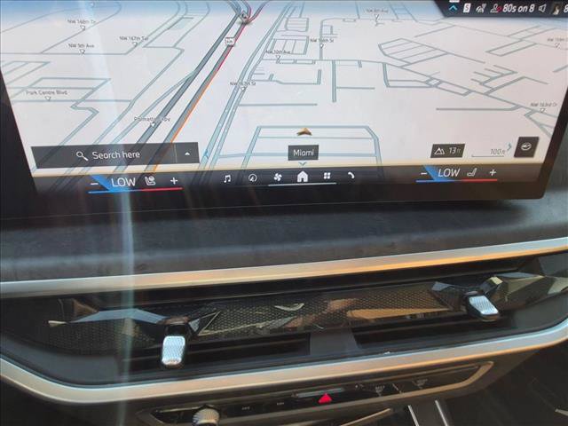 Used 2026 BMW X7 xDrive40i AWD/4WD image 16