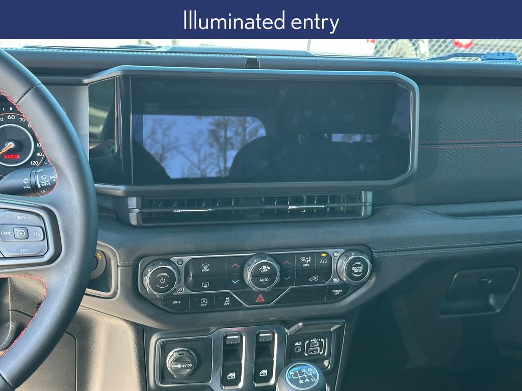 Used 2025 Jeep Wrangler Rubicon image 15