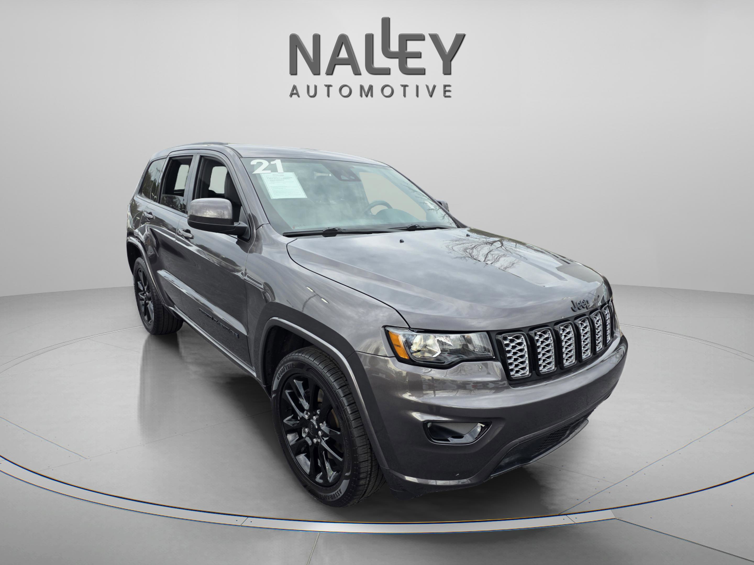 Used 2021 Jeep Grand Cherokee Laredo X image 7