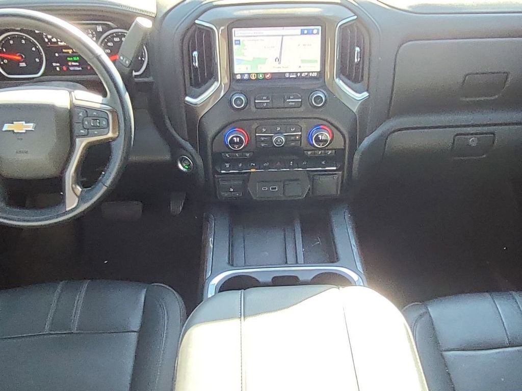 Used 2023 Chevrolet Silverado 3500 High Country image 27