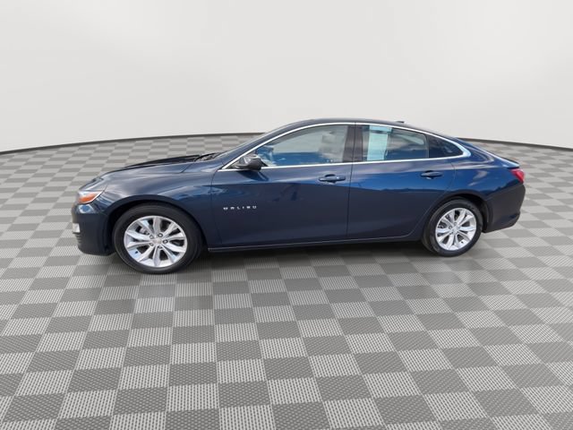 Used 2022 Chevrolet Malibu LT FWD image 5